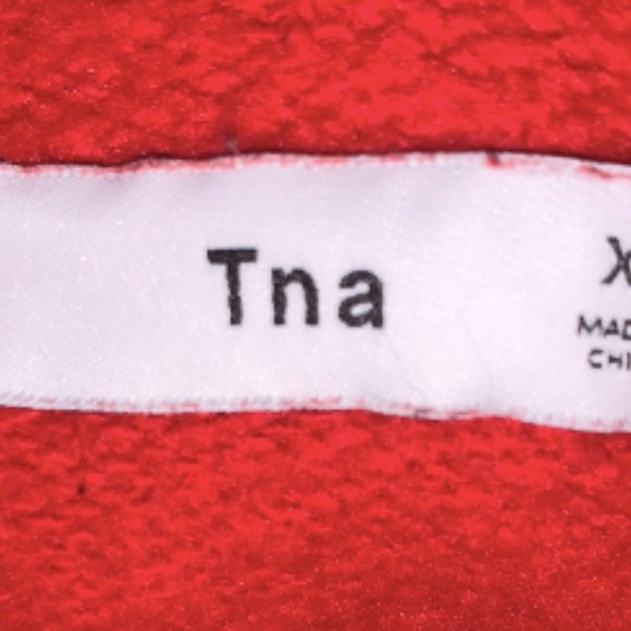 Red Aritzia Cropped Hoodie - Picture 4 of 4